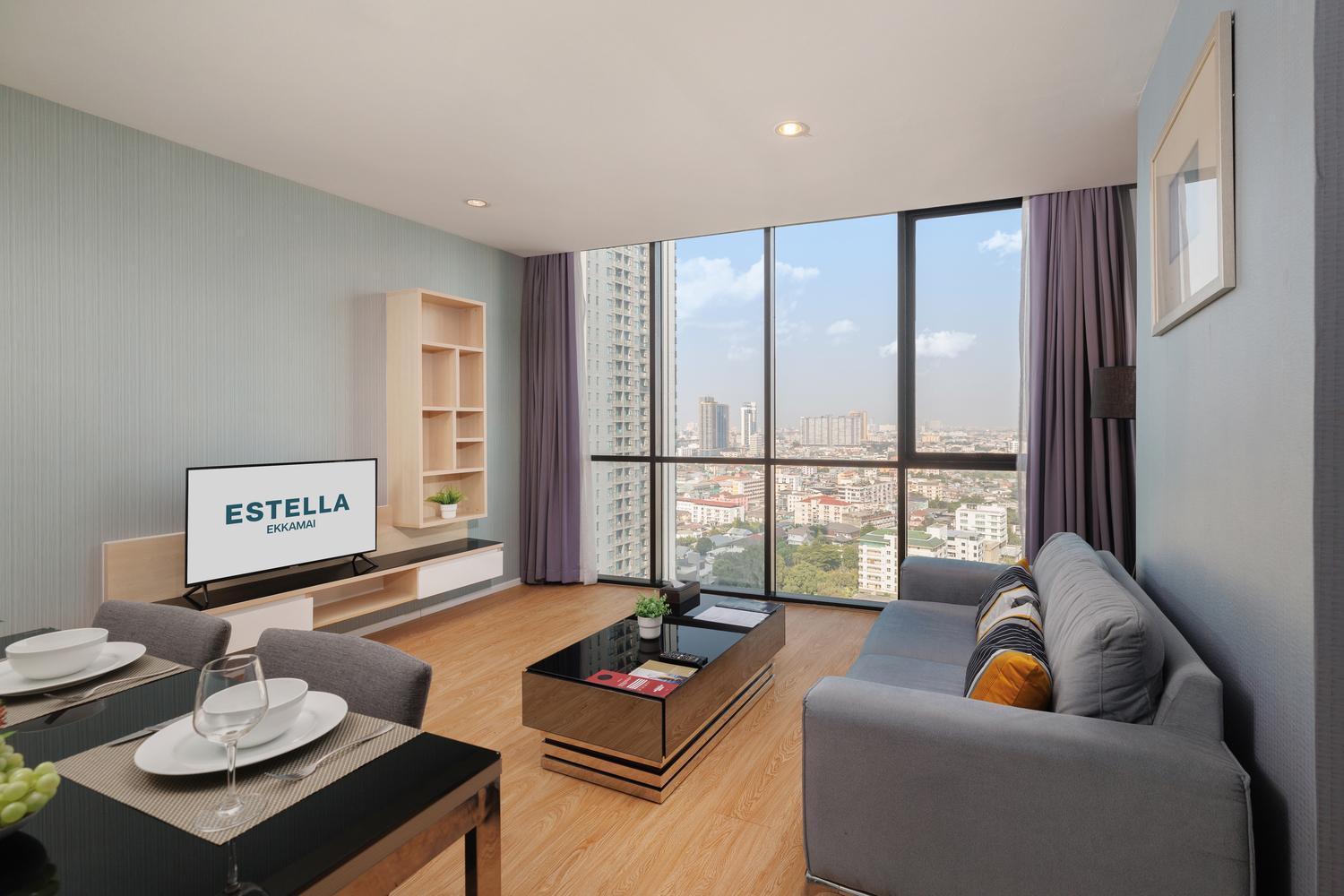 Estella Ekkamai Bangkok Buitenkant foto